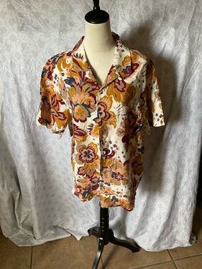 PacSun Short-Sleeve Floral Button-Up Shirt - Cream, Mustard & Burgundy